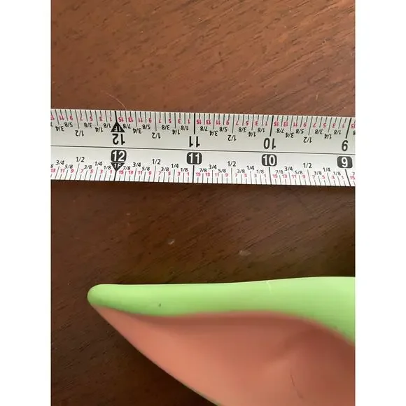 Grogu - The Child Mandalorian Piggy bank PVC Money Bank - Picture 3 of 7